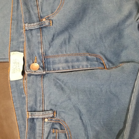 Rachel Roy light wash jeans - Picture 2 of 5